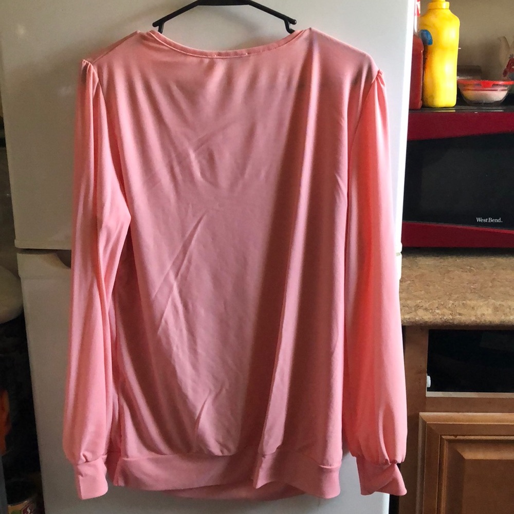 Pink blouse - Picture 2 of 2